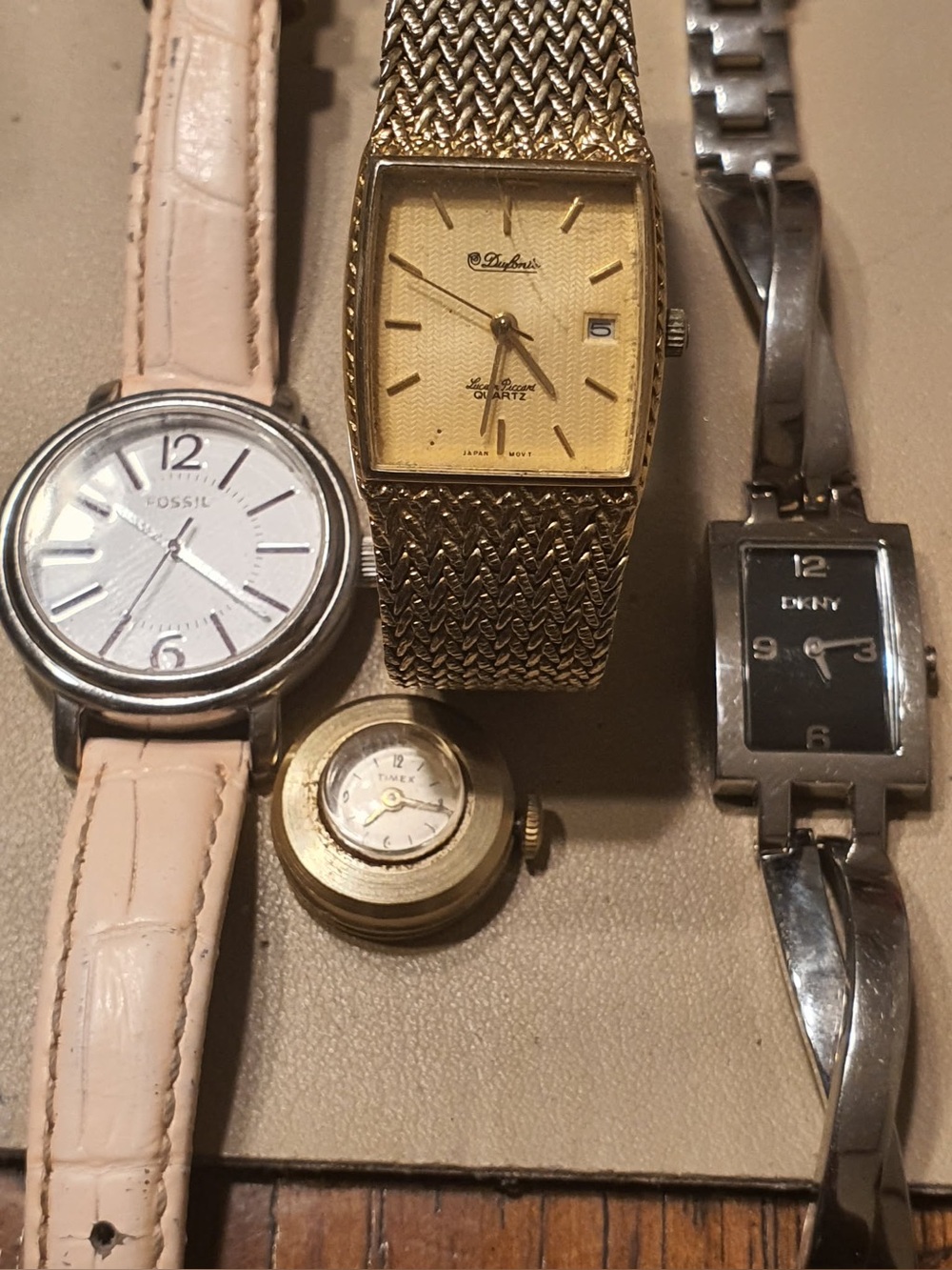 🦋10/$20🦋 Lot of 4 Women's Watches For Parts or Repair #2